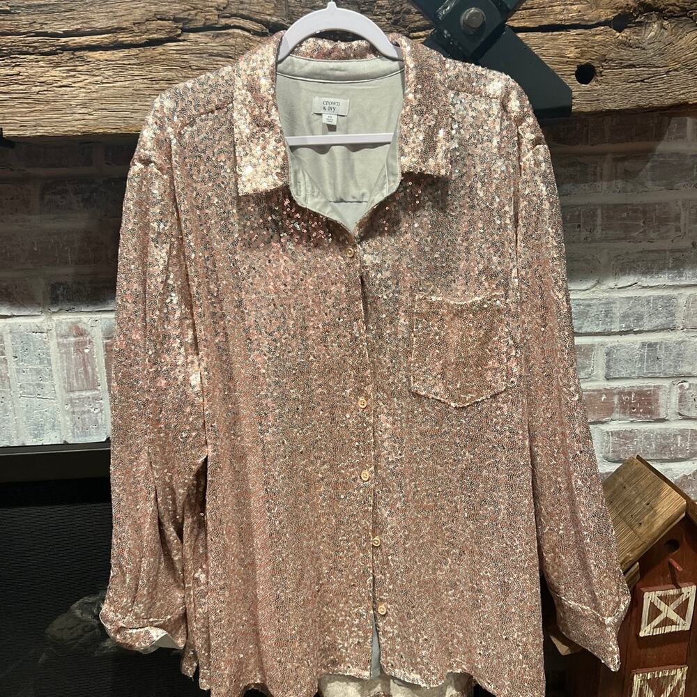 Crown & Ivy boyfriend sequin shirt size‎ 4XL